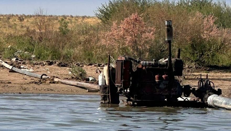 24 незаконные насосные установки забирали воду с Шардаринского водохранилища