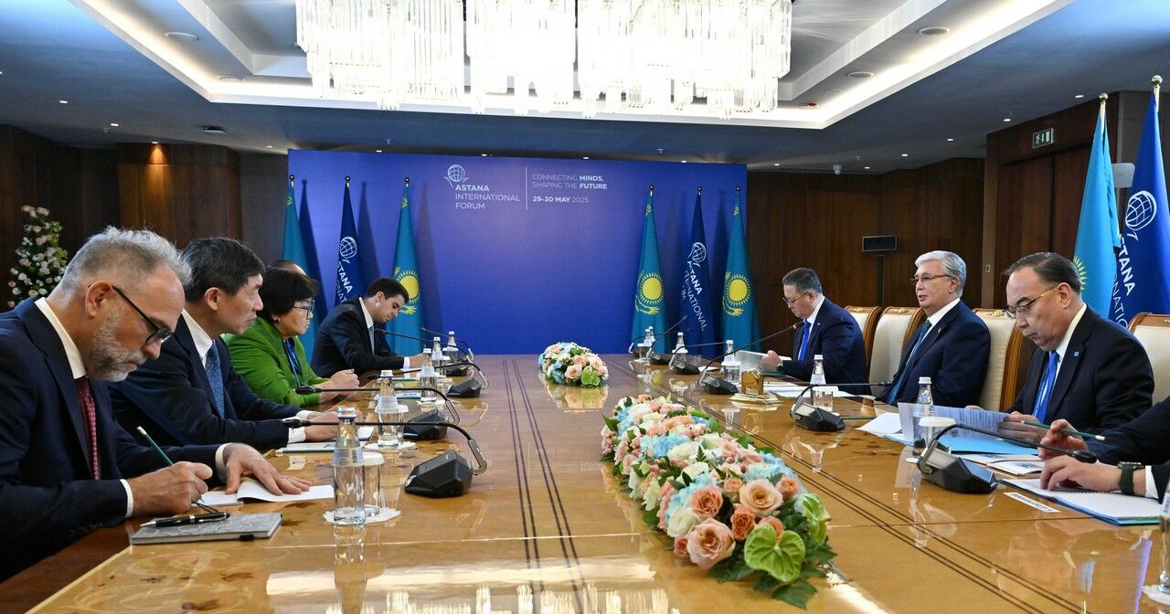Президент Казахстана провел встречу с группой высоких представителей ООН
