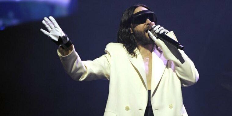 Ну и кто тут звезда?