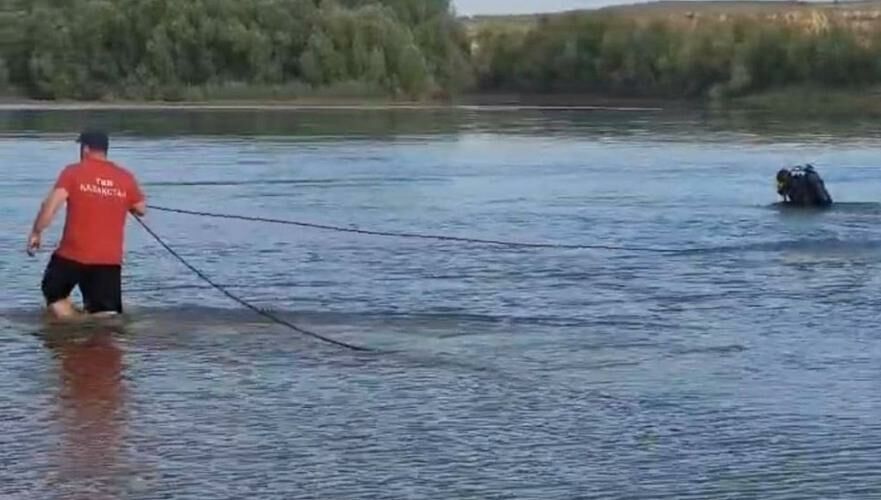 Подросток и бросившиеся его спасать двое мужчин утонули в ВКО