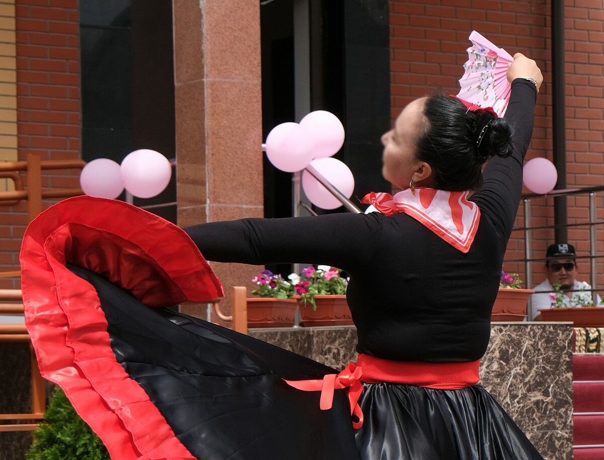 Теперь у Розы есть шипы