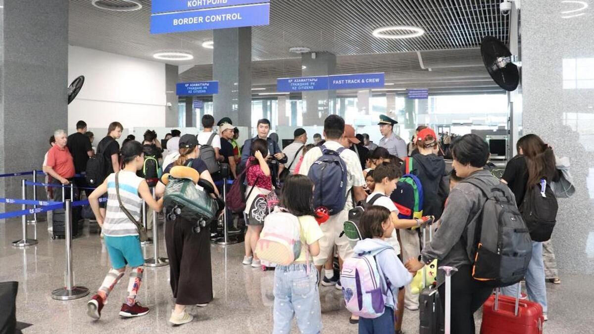 1,7 тыс. авиапассажиров в Казахстан и обратно коснулись ограничения над Ближним Востоком