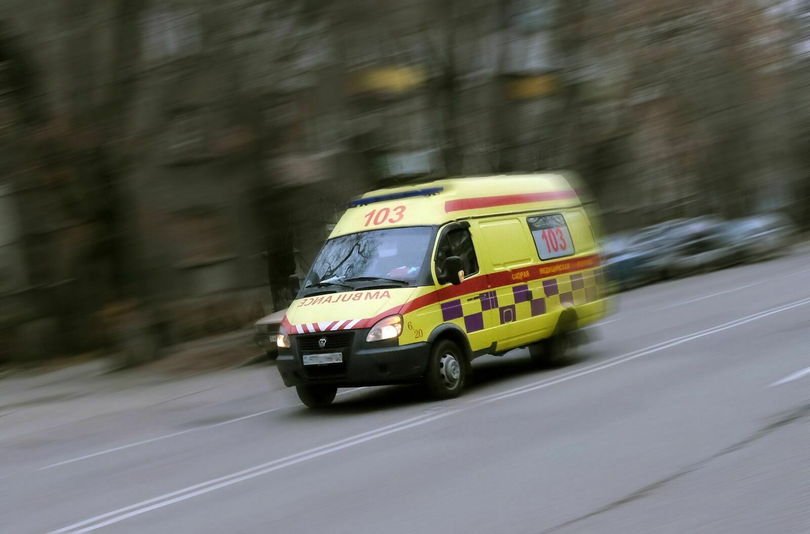 Водителя госпитализировали после ДТП в Павлодарской области