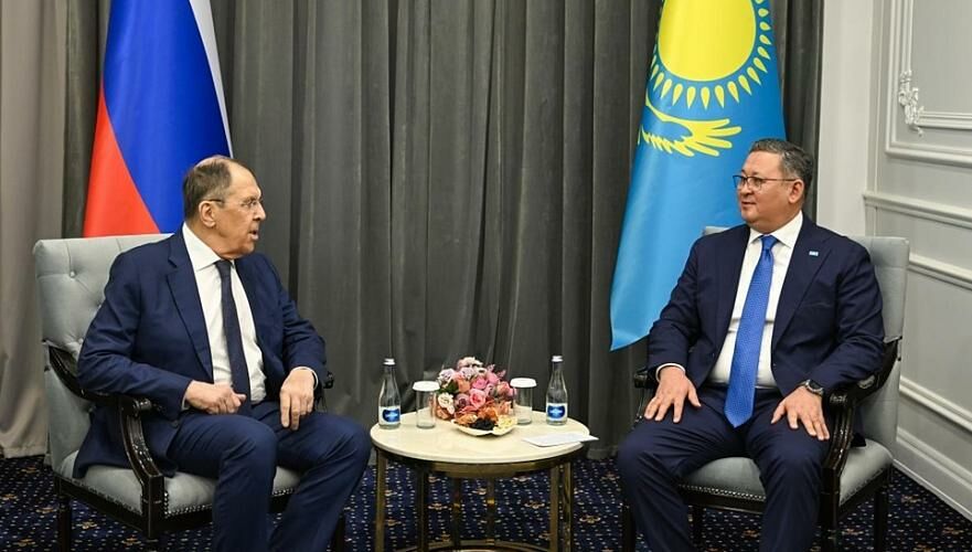 Нуртлеу и Лавров провели переговоры