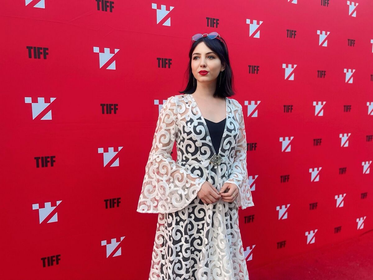 Платья надо выбирать не спеша