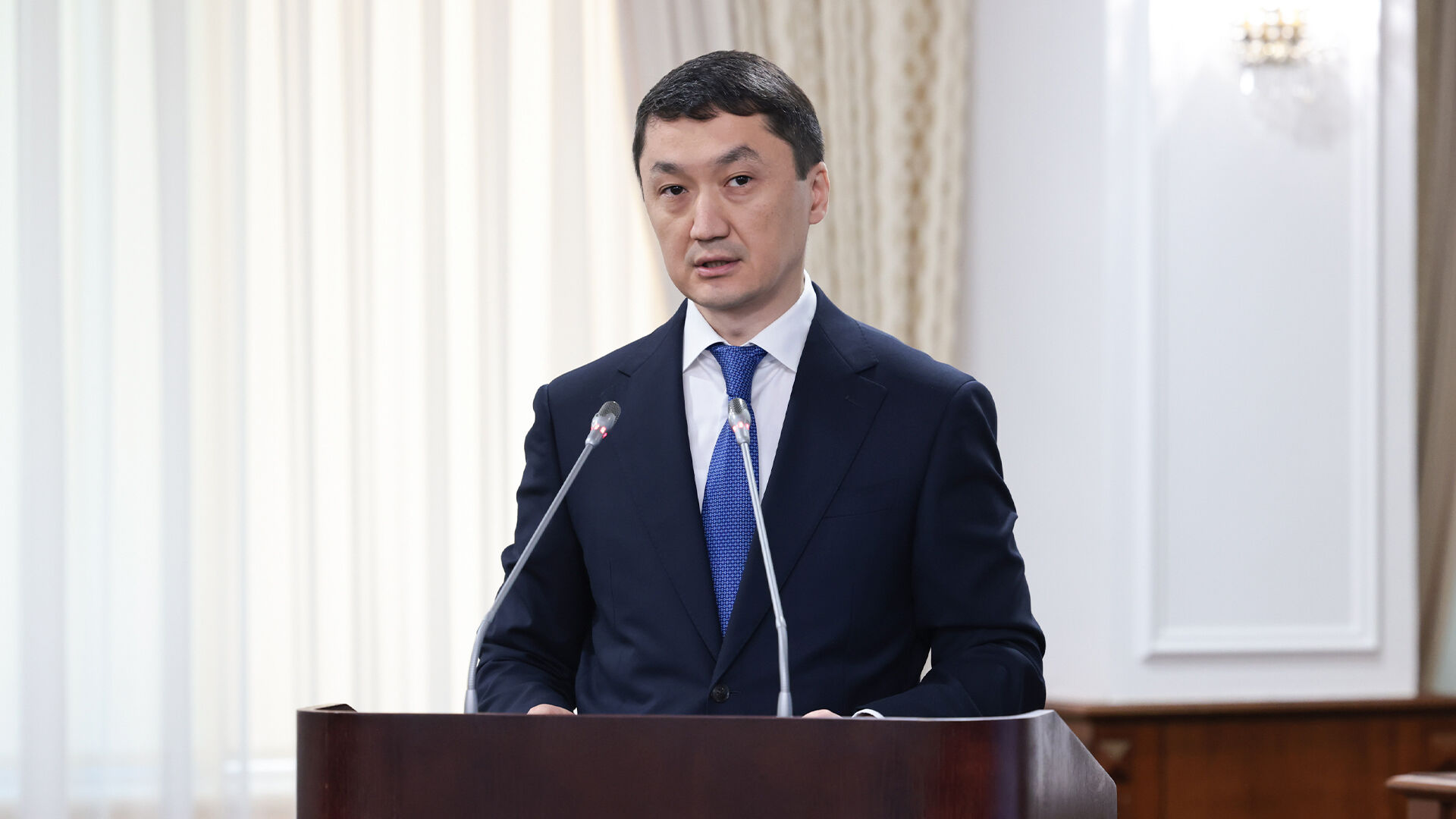 О муравейниках, птенцах и благородстве