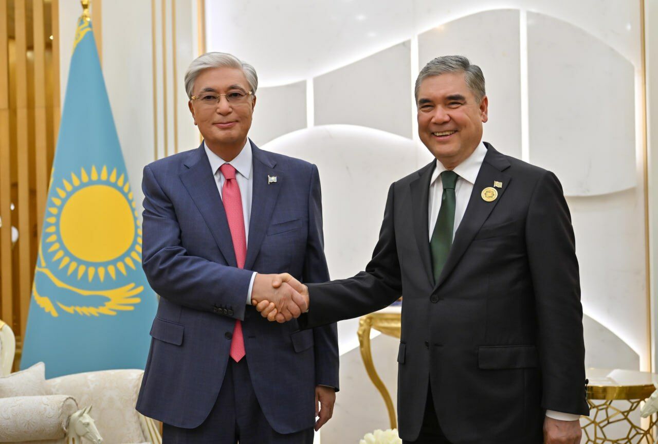 Токаев провел краткую беседу с Бердымухамедовым