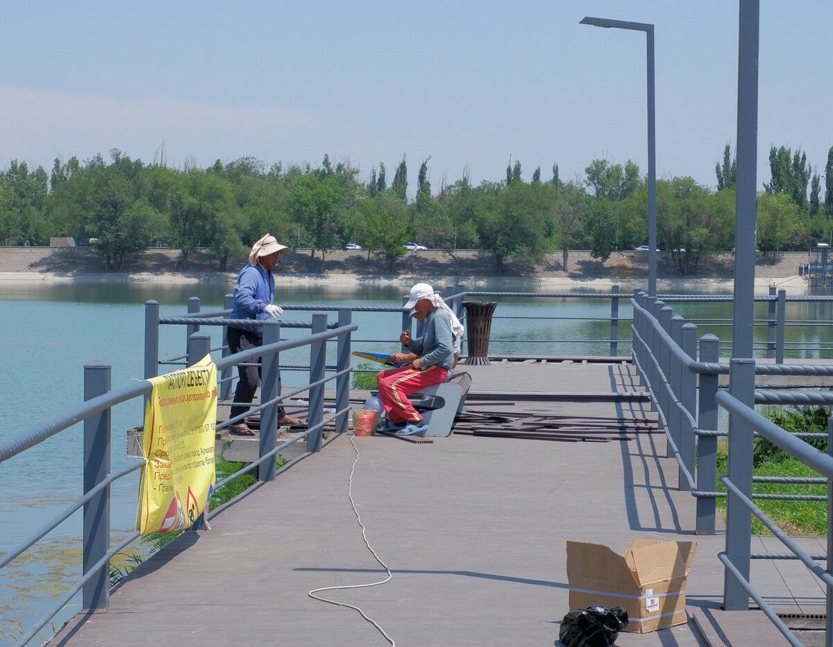 Слепили  из того, что было