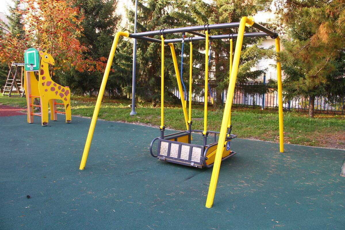 Не доглядели...