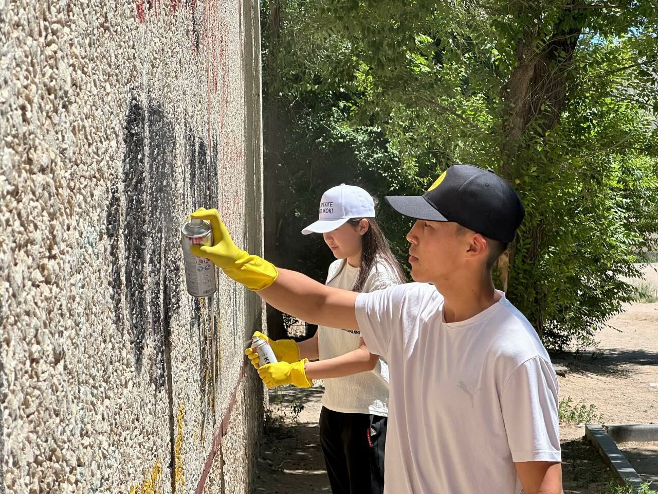 Сидеть без дела не дадут!