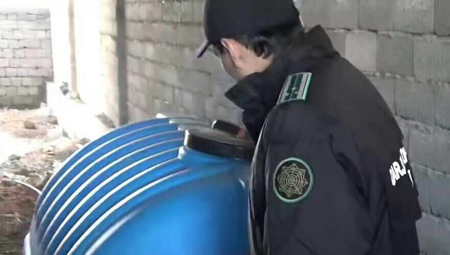 Подземный туннель проложили для контрабанды ГСМ между Казахстаном и Узбекистаном