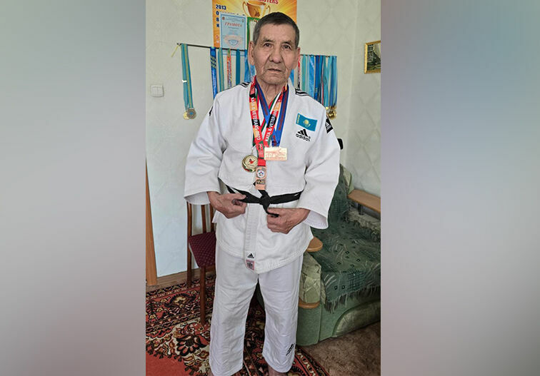 Помогать не отказываемся!