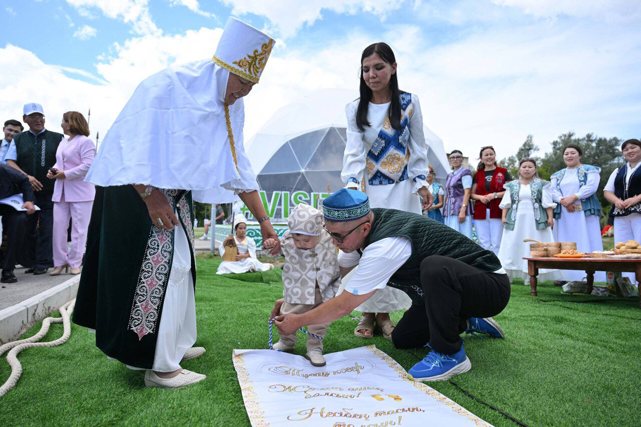Яркий старт большого праздника
