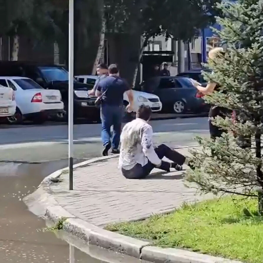 Резня средь бела дня