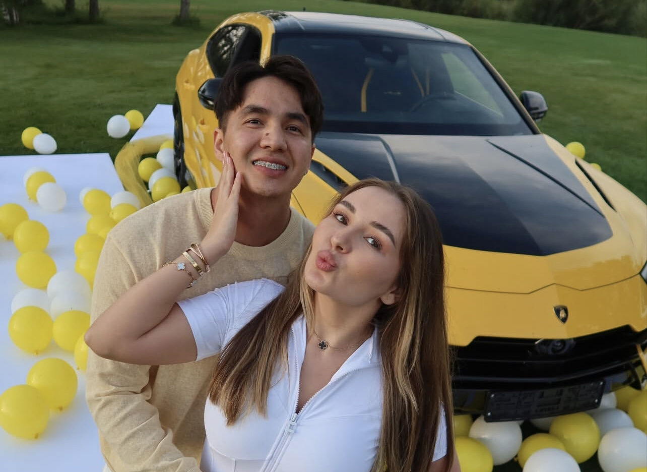 Кто возьмёт билетов пачку...