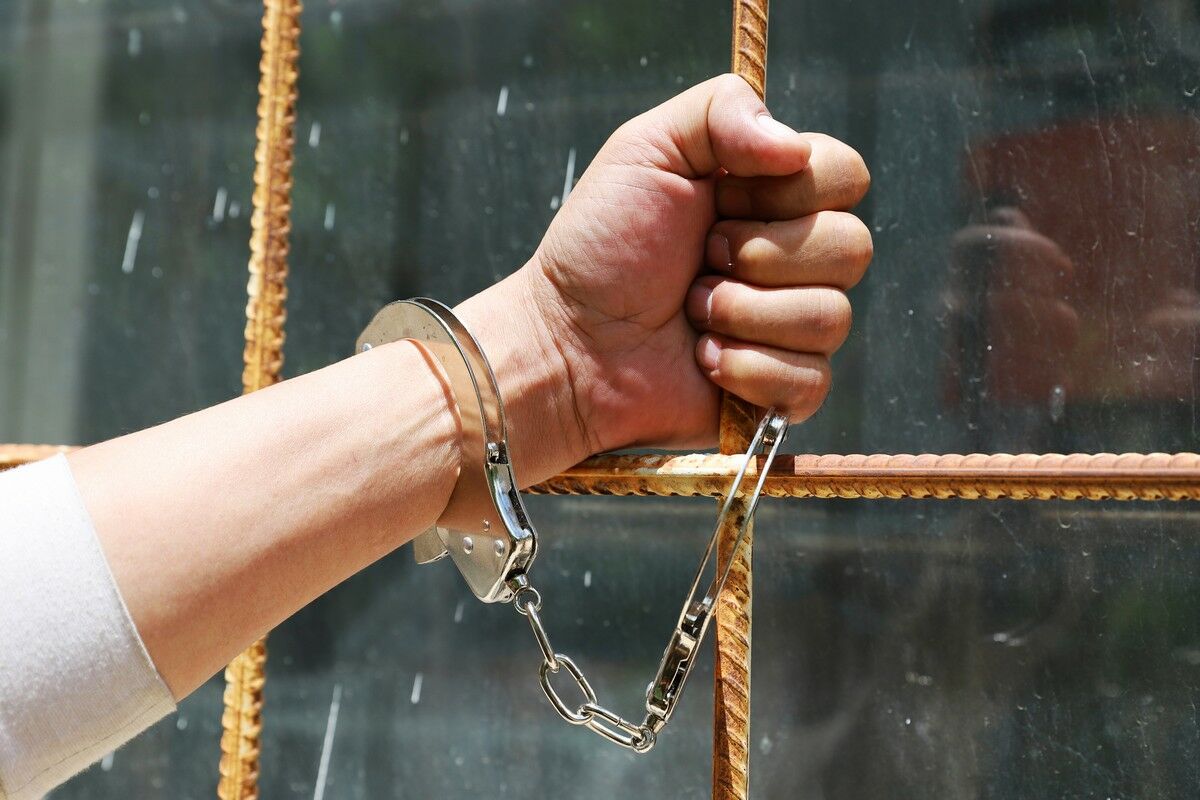 Юрист-педофил