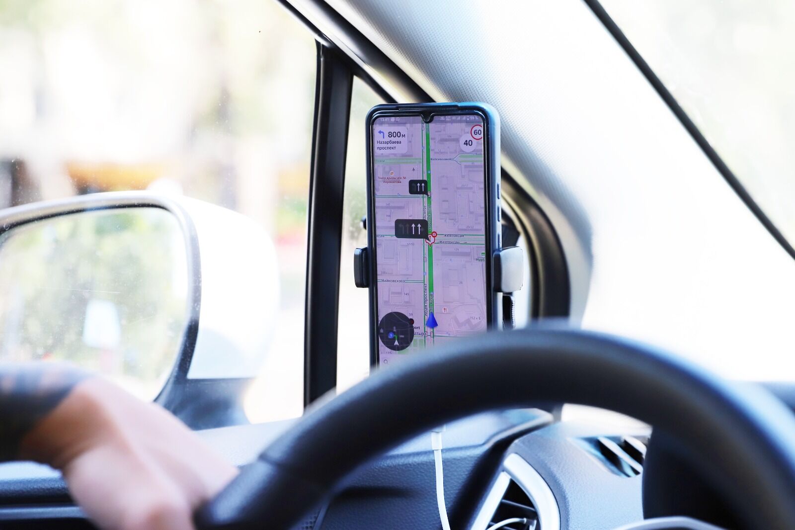 Пусть ночуют в школе!