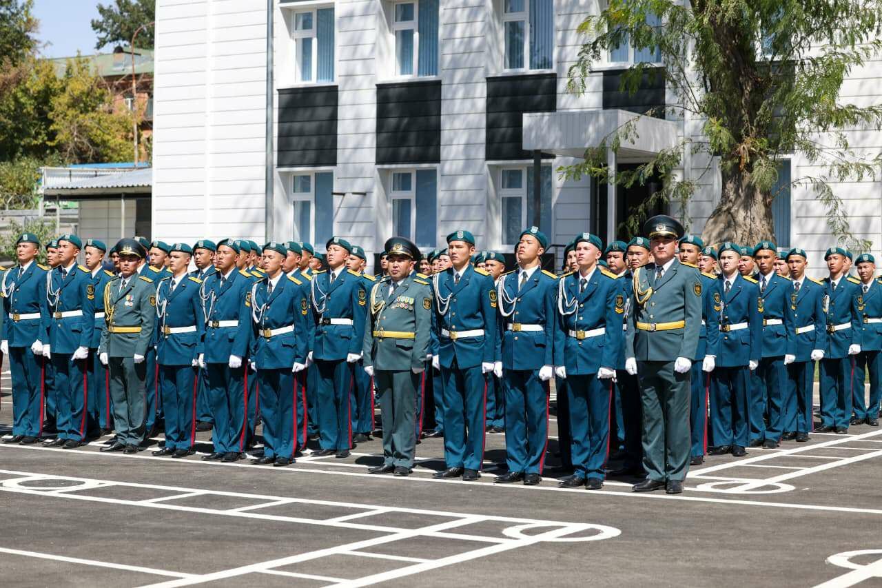 Учитесь хорошо, служите с честью