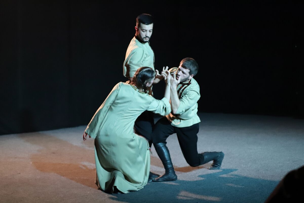 Танец сближает даже страны – Фото №10