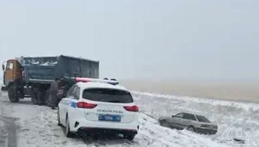 Девять авто извлекли из кюветов за утро в Костанайской области
