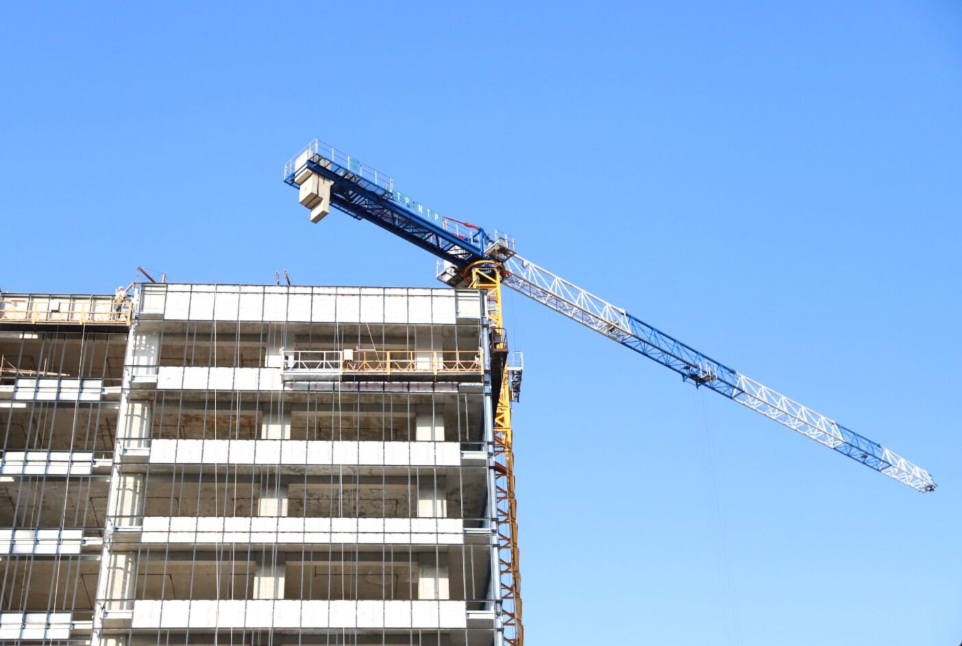 Как укоротить десятиэтажку