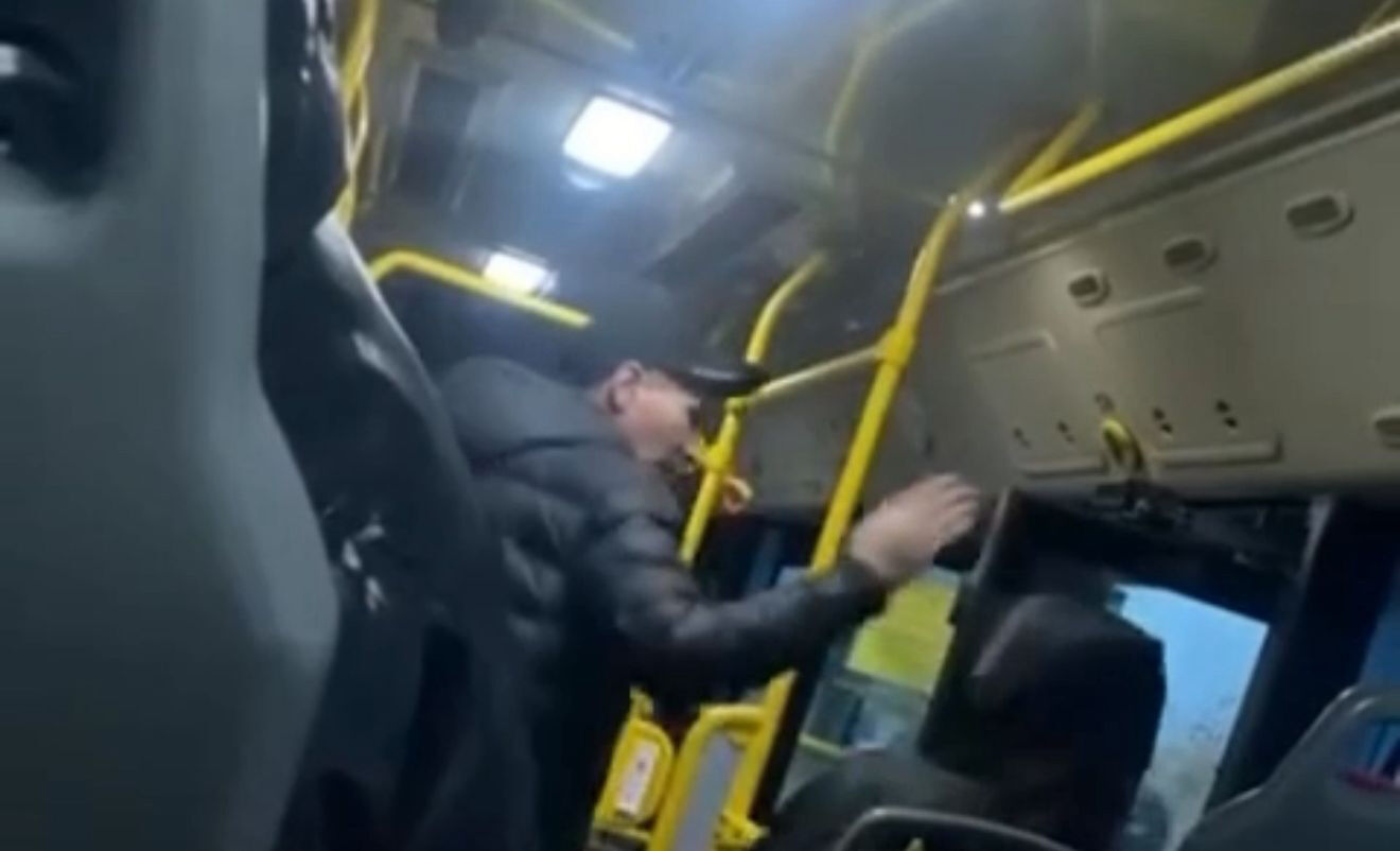 Автобусный боец