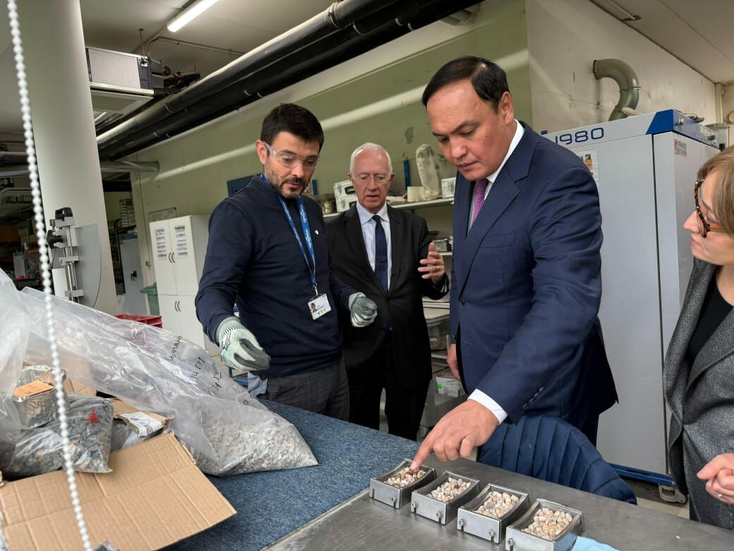 Во французской стороне