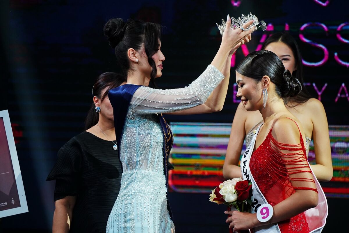 С короной хоть в спецназ – Фото №17 С короной хоть в спецназ – Фото №17