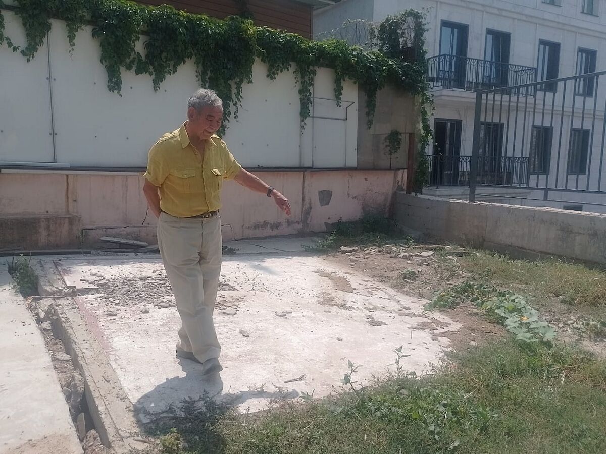 В случае  нового обвала не выживут даже курицы