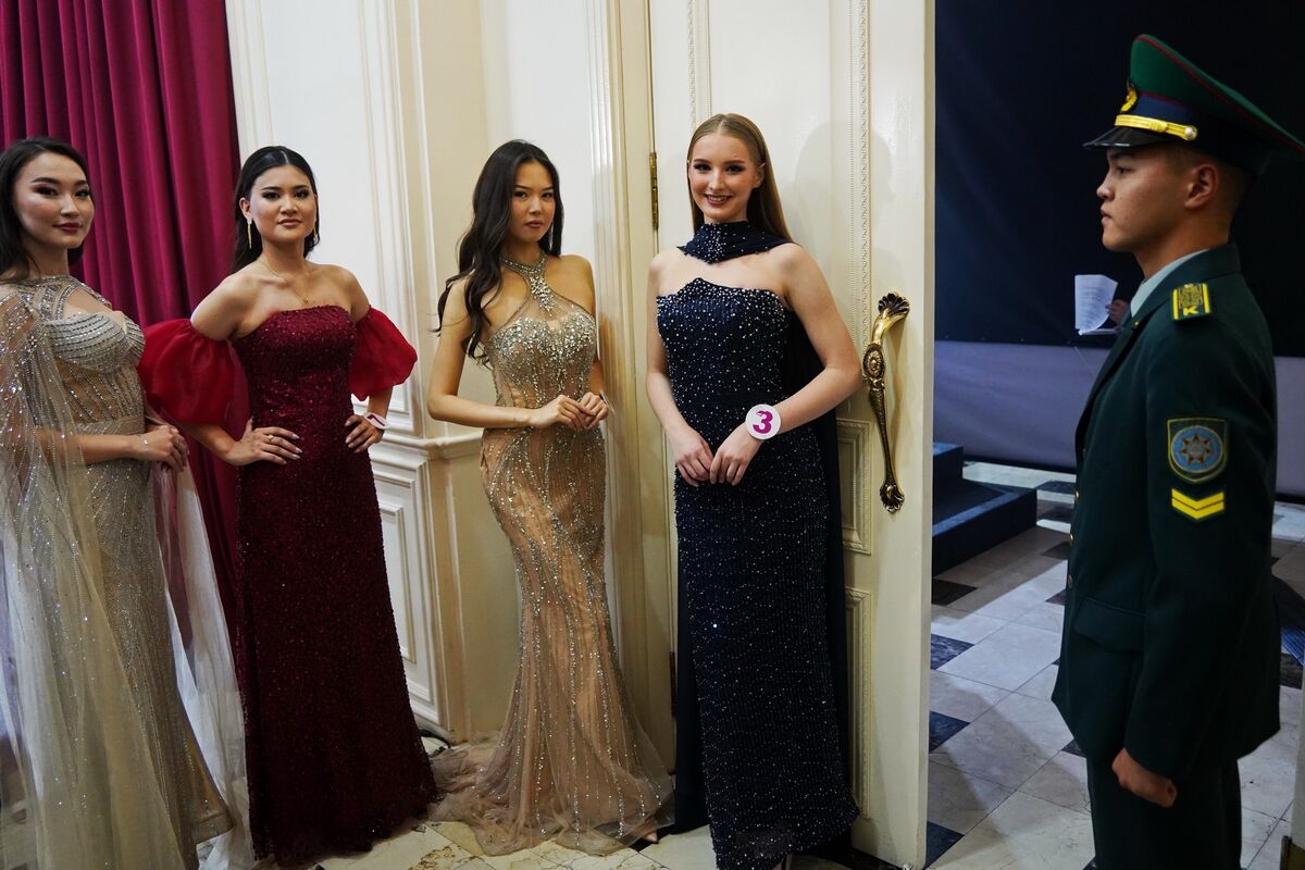 С короной хоть в спецназ – Фото №9 С короной хоть в спецназ – Фото №9