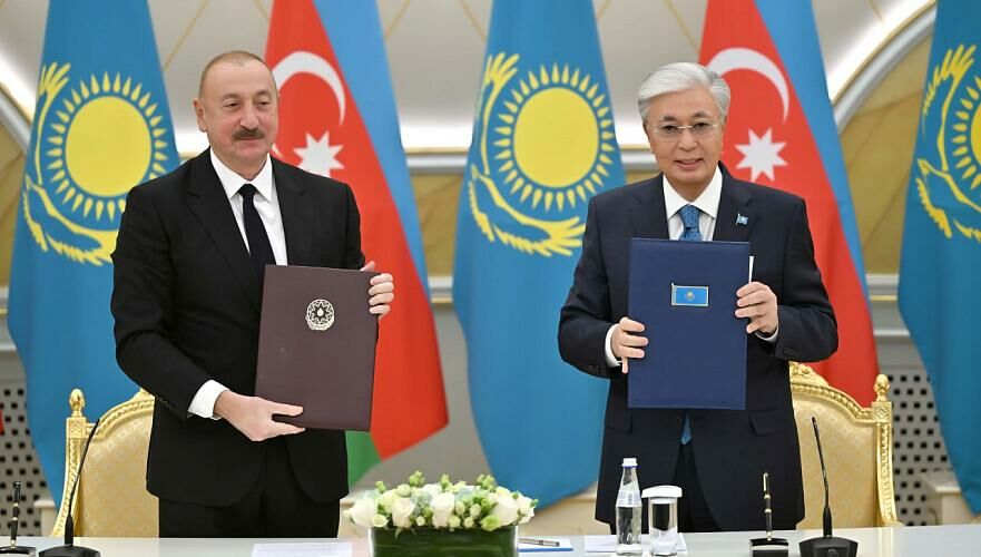 15 документов подписали в рамках госвизита в Казахстан Президента Азербайджана