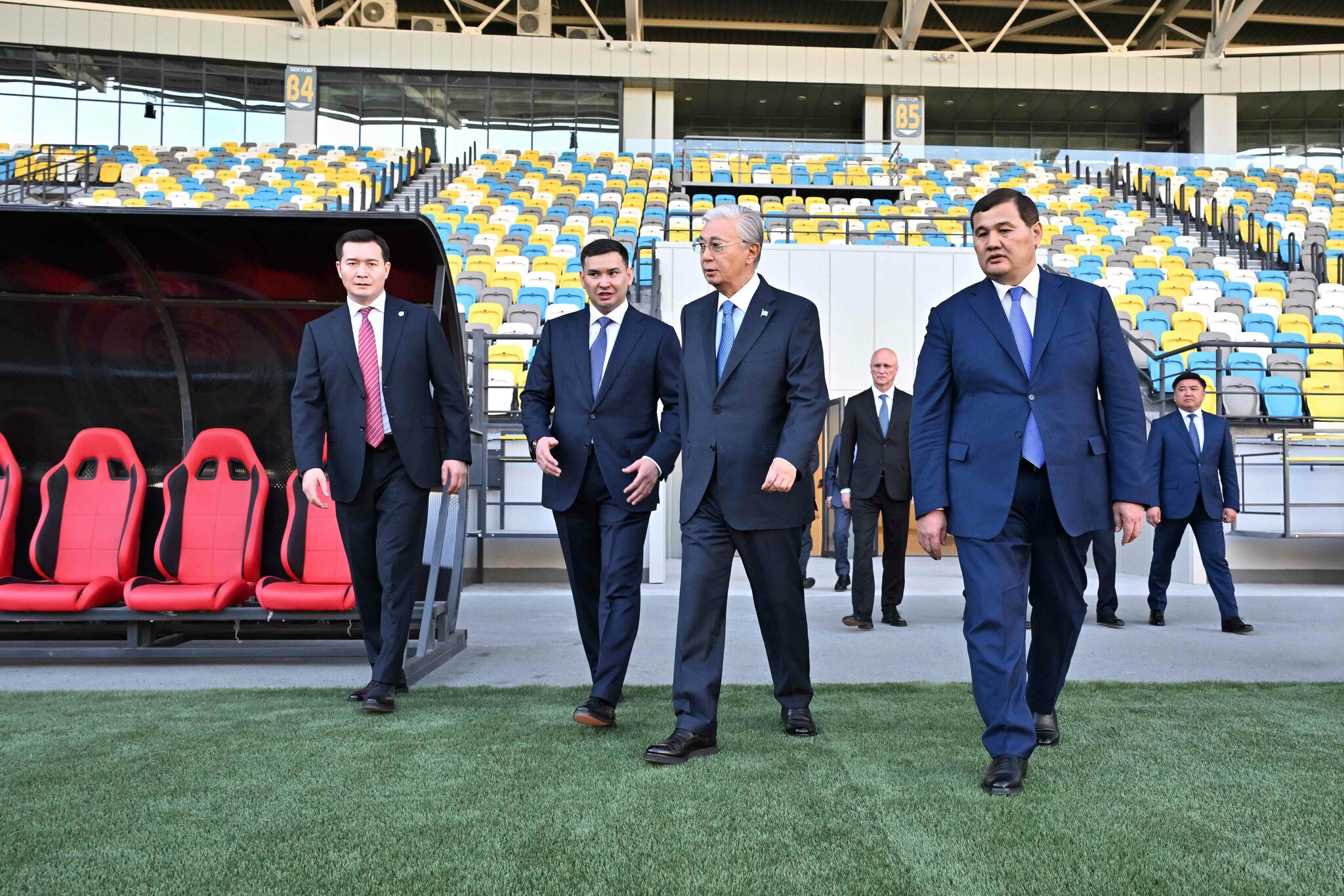 Глава государства посетил Центральный стадион в Кызылорде