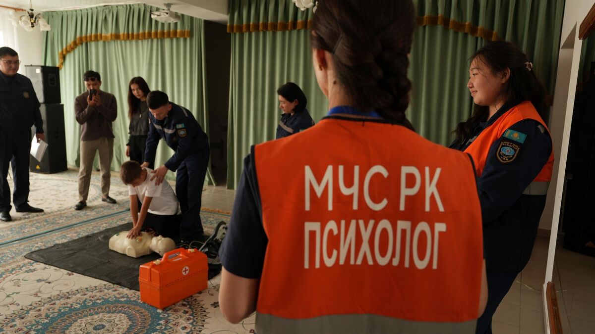 Работа  не про “обнять и плакать”