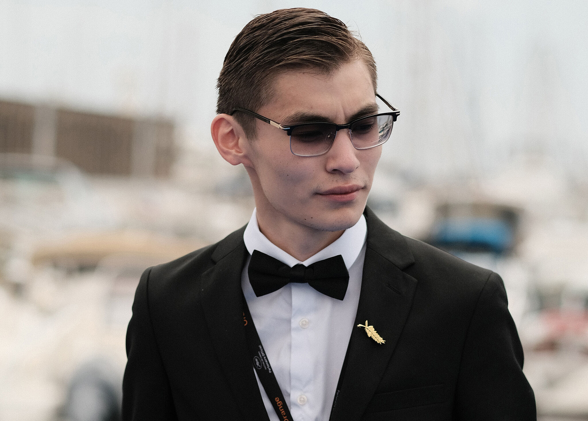 Везде успел