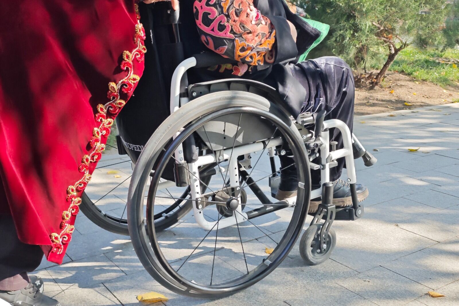 Такие позаботятся...