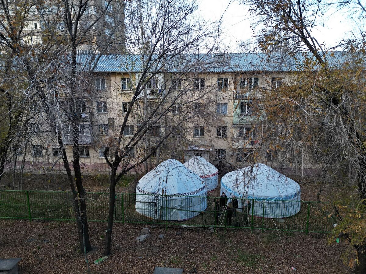 Неспокойное соседство