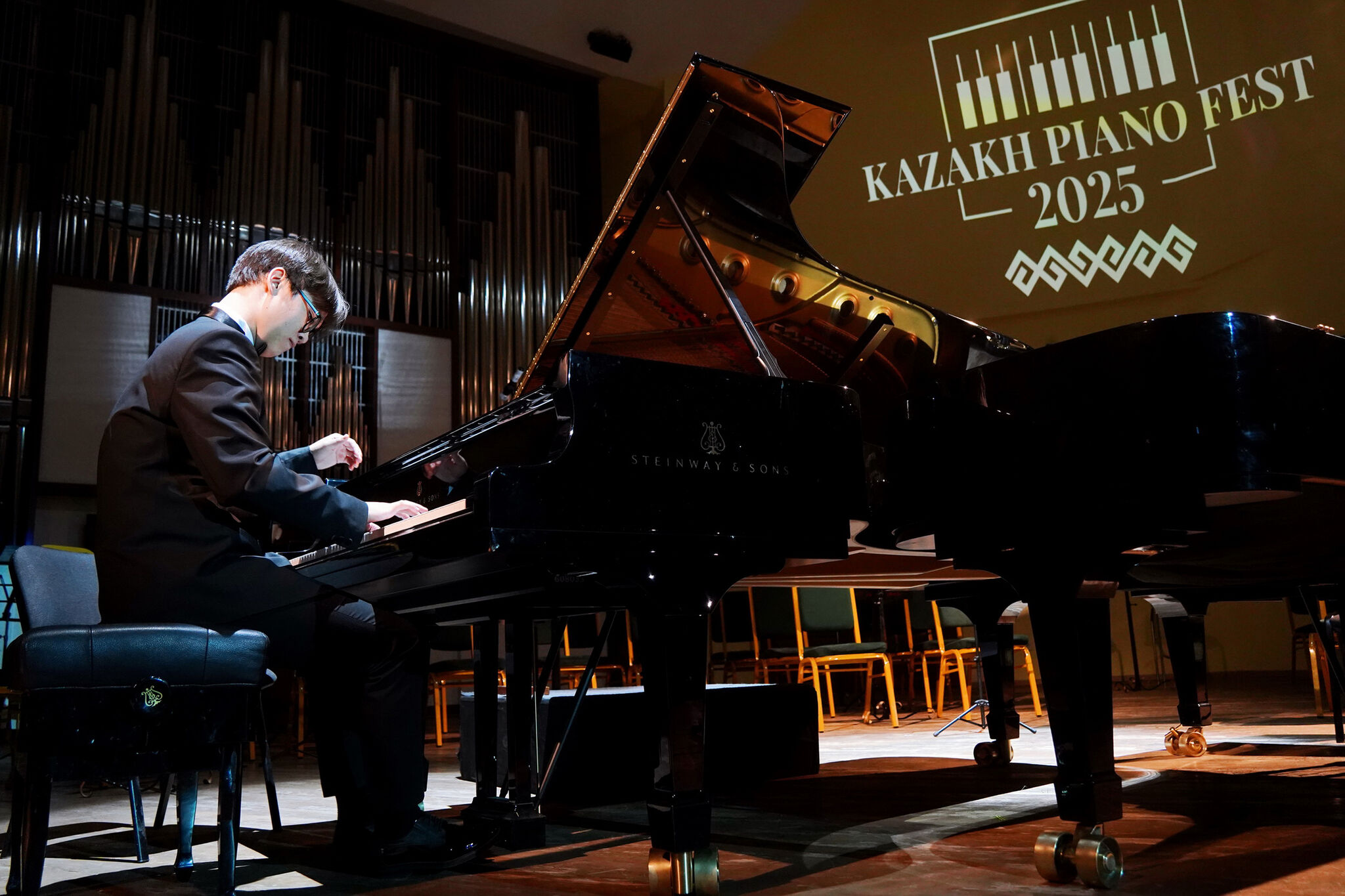 Концерт для фортепиано с оркестром