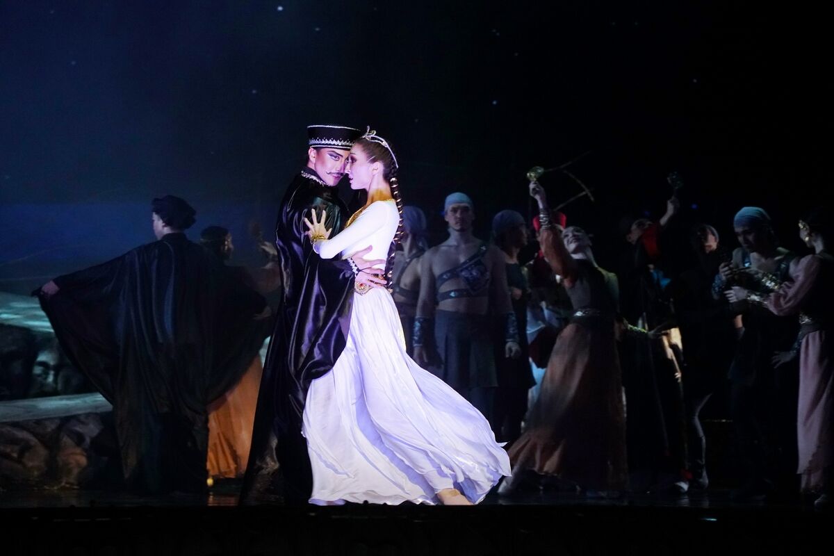 Большая премьера – Фото №21