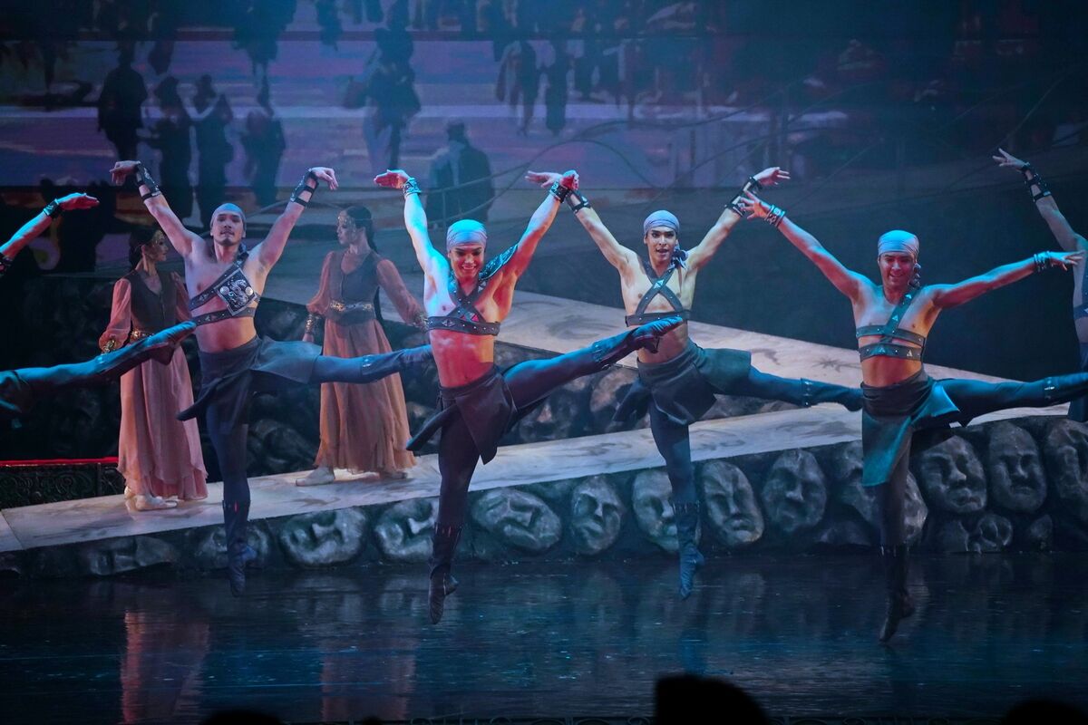 Большая премьера – Фото №6