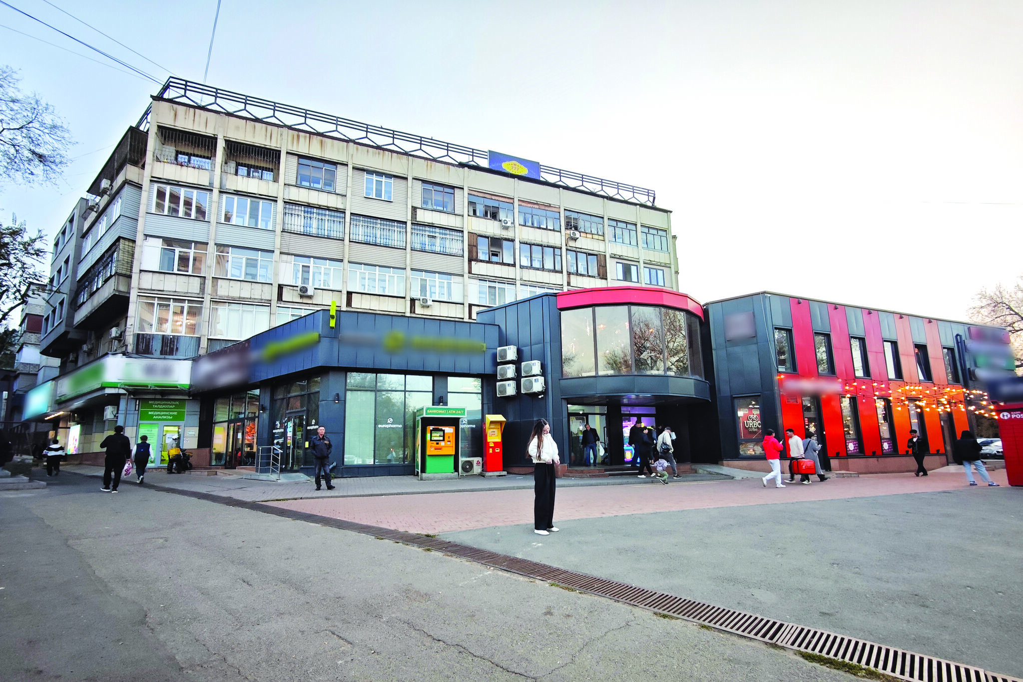 Соседей не выбирают?