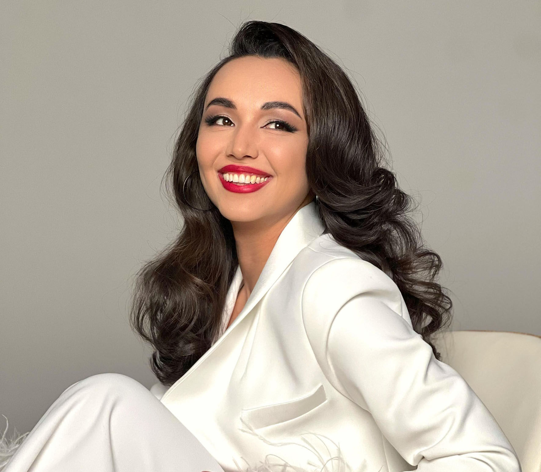 Айнур БАБАЕВА: Прыгать с крыши  решила сама