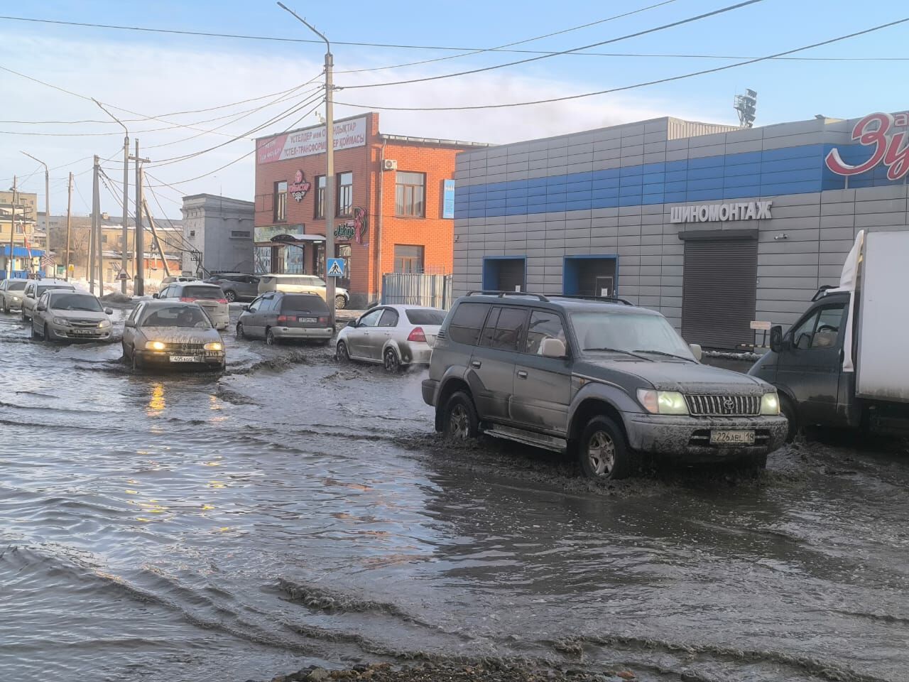 Аврал по всему городу – Фото №2