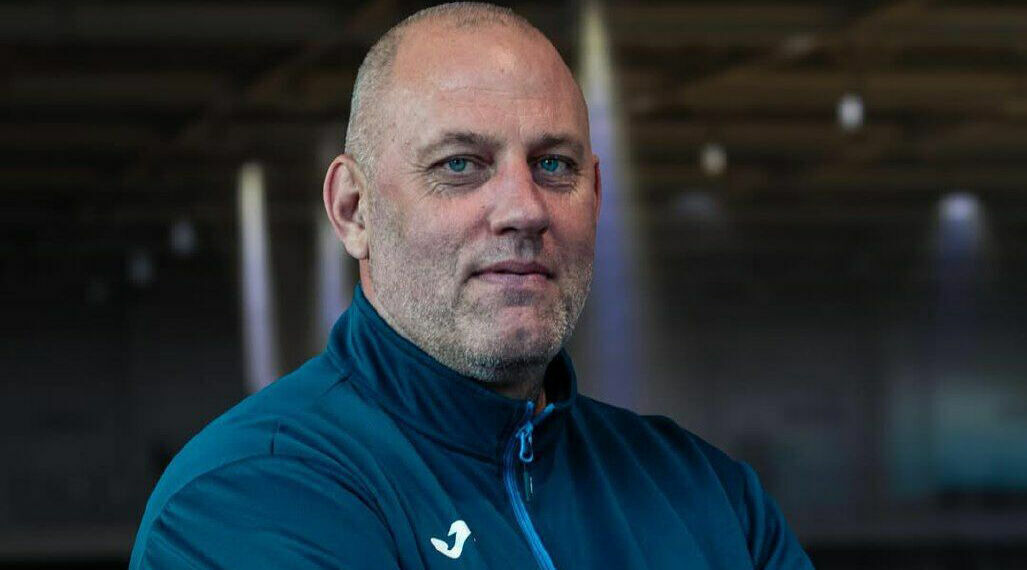 Дорога дальняя, казённый дом