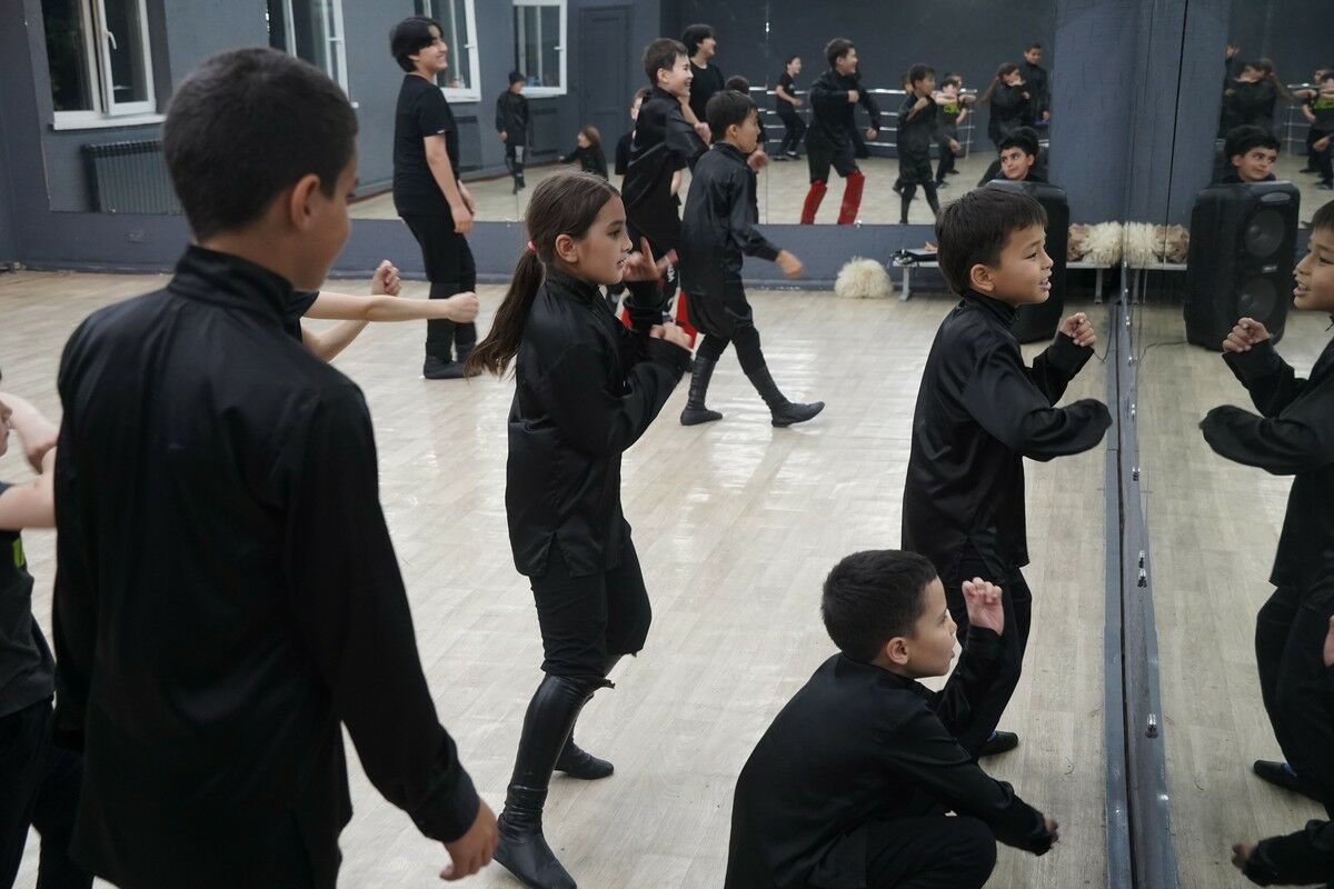 У нас своя казахская лезгинка – Фото №10