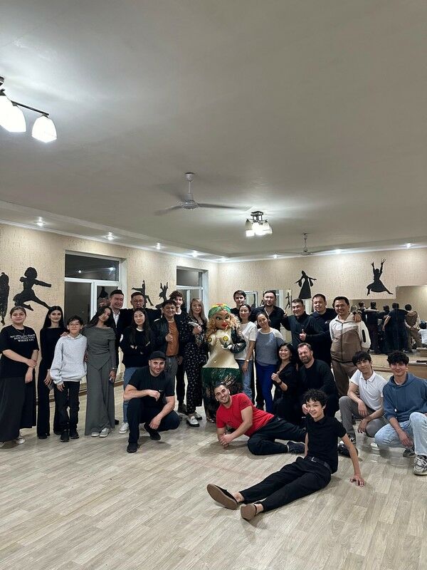 У нас своя казахская лезгинка – Фото №16