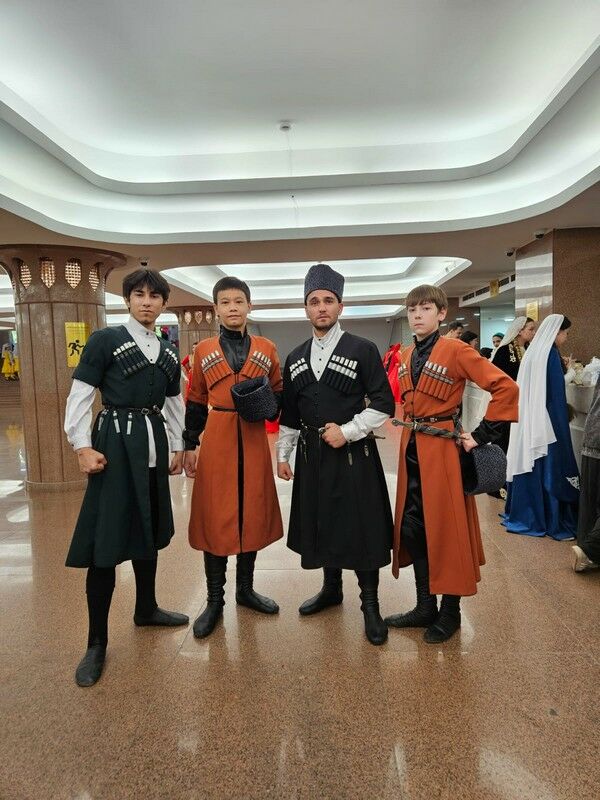 У нас своя казахская лезгинка – Фото №27