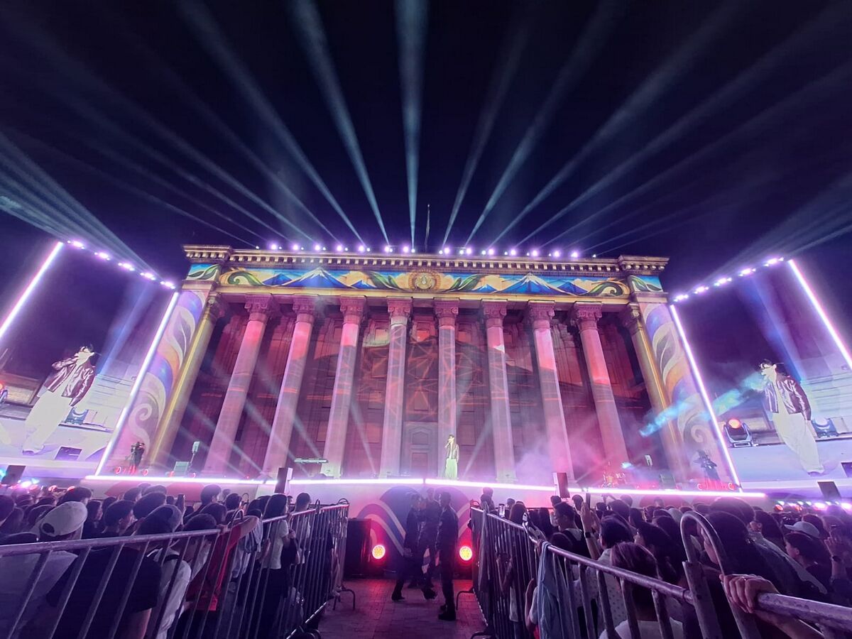 3D Mapping Show, 250 тонн яблок и первая гастроулица – Фото №17 3D Mapping Show, 250 тонн яблок и первая гастроулица – Фото №17