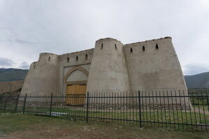 Он же памятник!