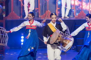 Луна вошла в фазу веселья