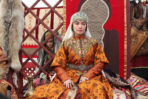 Корона не жмёт?